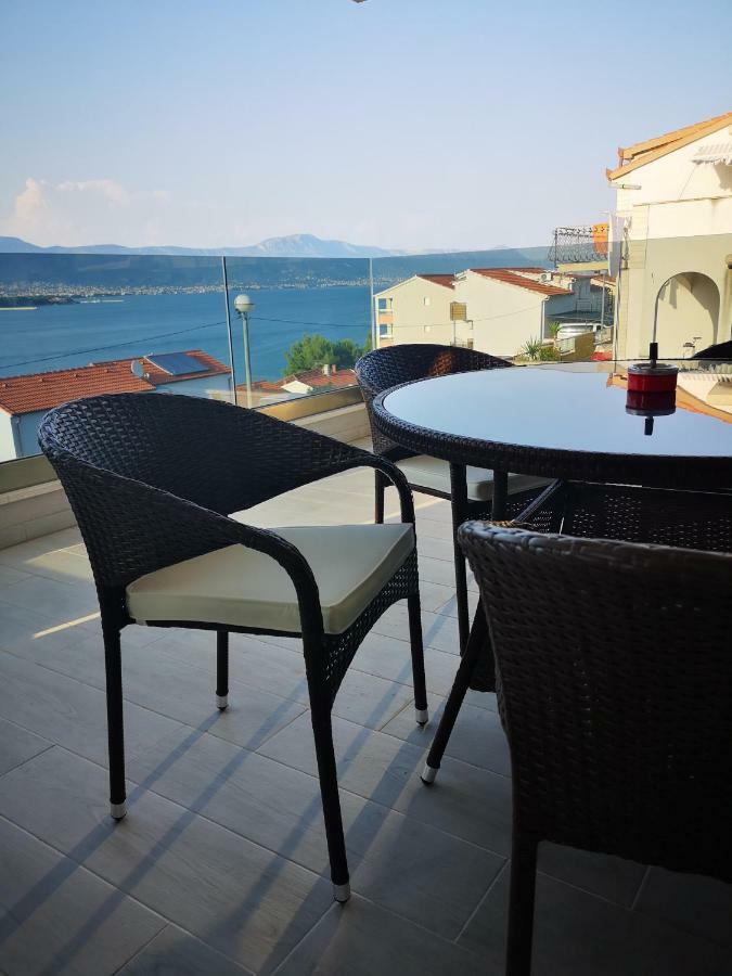 Apartment Kyra Trogir Exterior photo